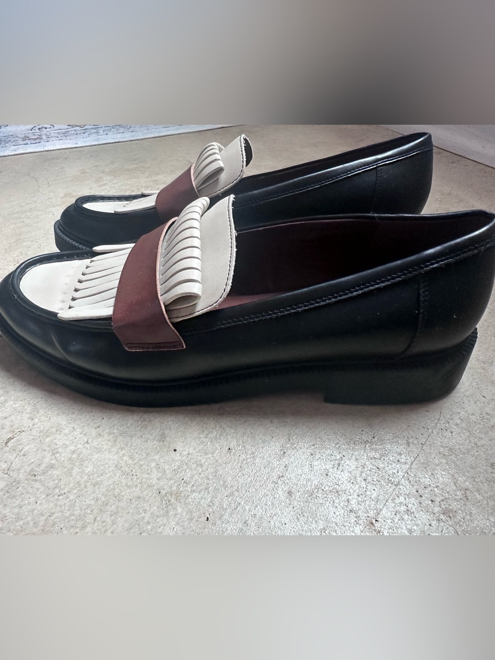 Marc Fisher Colorblock Kiltie Loafers Black Cream Brown Size Women’s 11M Preppy - Picture 3 of 11